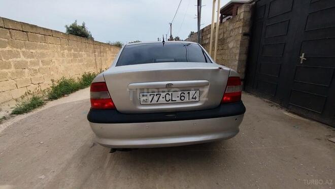 Opel Vectra 1998, 390,000 km - 1.8 l - Bakı
