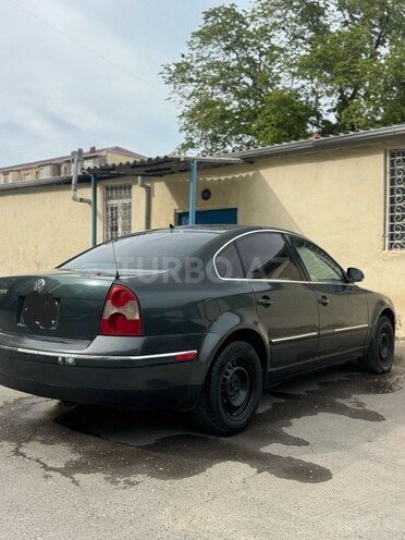 Volkswagen Passat 2004, 250,000 km - 1.8 л - Sumqayıt