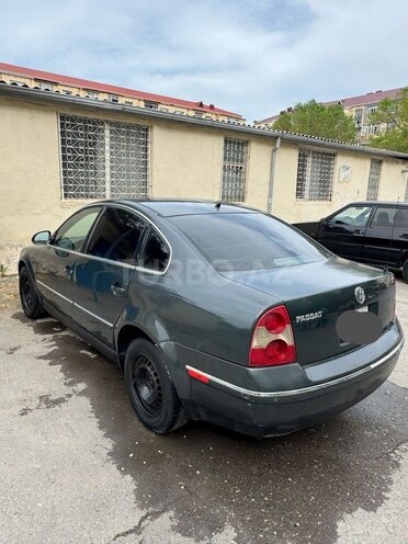 Volkswagen Passat 2004, 250,000 km - 1.8 л - Sumqayıt