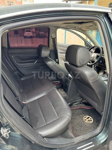 Volkswagen Passat 2004, 250,000 km - 1.8 л - Sumqayıt