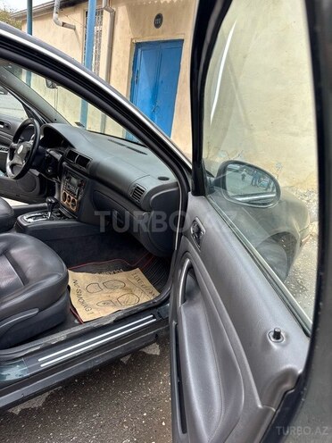 Volkswagen Passat 2004, 250,000 km - 1.8 л - Sumqayıt