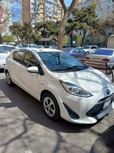 Toyota Aqua 2017, 110,000 km - 1.5 l - Bakı