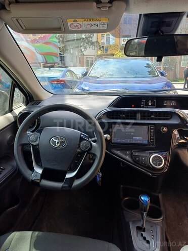 Toyota Aqua 2017, 110,000 km - 1.5 l - Bakı
