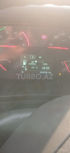 Volvo FH 13 2013, 933,000 km - 13.0 l - Bakı