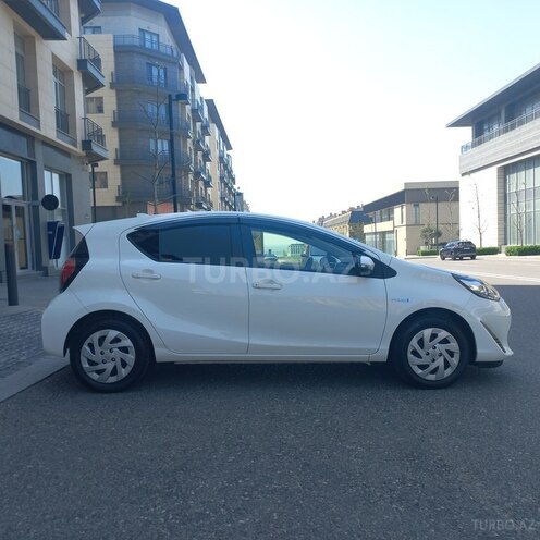 Toyota Aqua 2019, 24,000 km - 1.5 l - Bakı