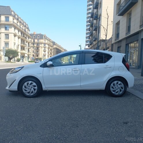 Toyota Aqua 2019, 24,000 km - 1.5 l - Bakı