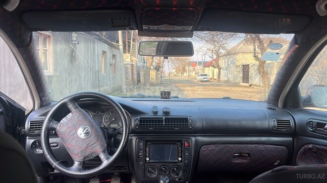 Volkswagen Passat 2004, 332,223 km - 1.8 л - Bakı