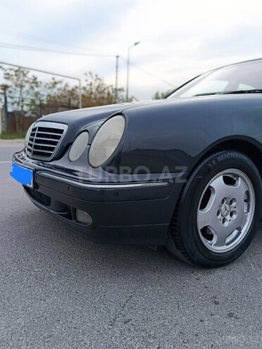 Mercedes E 280 2000, 342,500 km - 2.8 l - Bakı