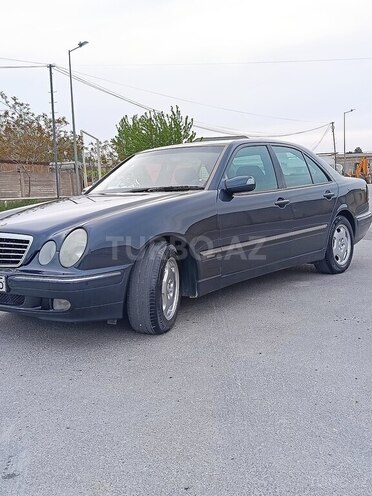 Mercedes E 280 2000, 342,500 km - 2.8 l - Bakı