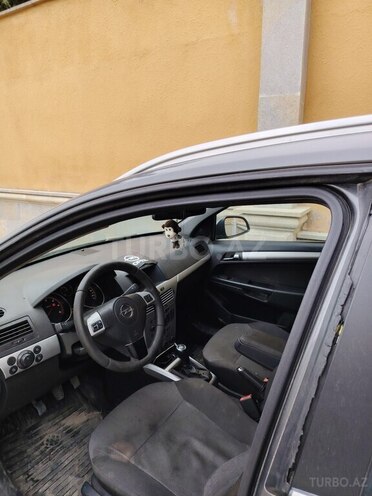 Opel Astra 2010, 420,000 km - 1.7 l - Bakı