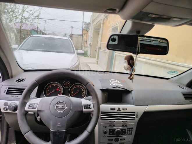 Opel Astra 2010, 420,000 km - 1.7 l - Bakı
