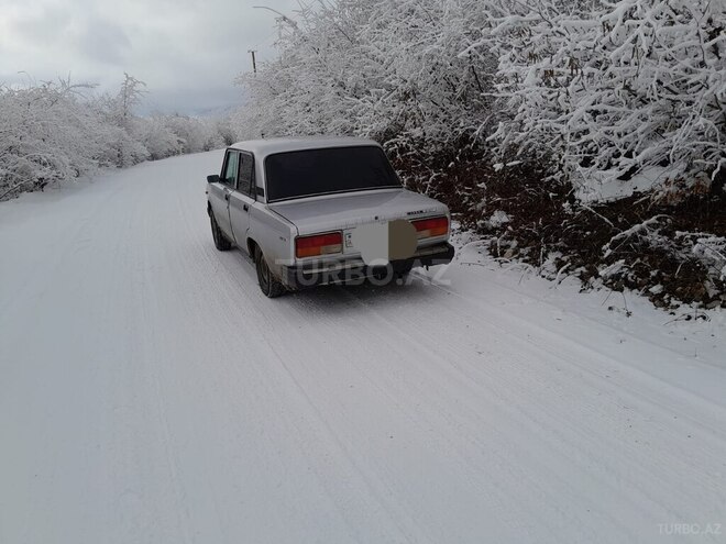 LADA (VAZ) 2107 2001, 75,000 km - 1.6 л - Quba