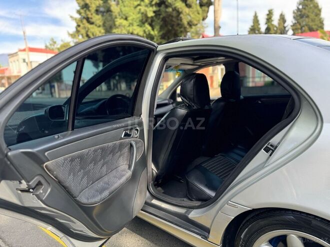 Mercedes C 200 2000, 387,000 km - 2.0 l - Bakı