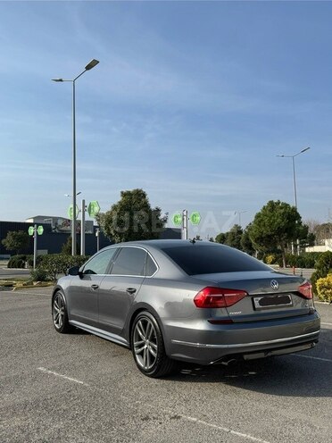 Volkswagen Passat 2016, 192,000 km - 1.8 l - Bakı