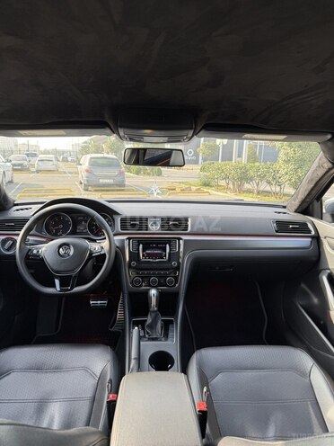 Volkswagen Passat 2016, 192,000 km - 1.8 l - Bakı