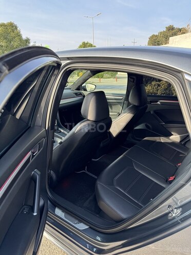 Volkswagen Passat 2016, 192,000 km - 1.8 l - Bakı