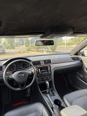 Volkswagen Passat 2016, 192,000 km - 1.8 l - Bakı