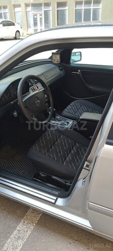 Mercedes C 180 1999, 318,600 km - 1.8 l - Xırdalan