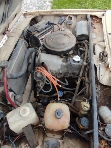 LADA (VAZ) 2105 1983, 95,000 km - 1.6 l - Bakı