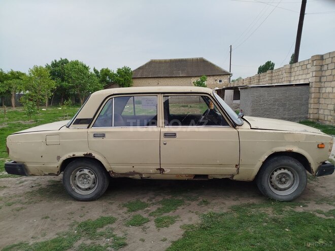 LADA (VAZ) 2105 1983, 95,000 km - 1.6 l - Bakı