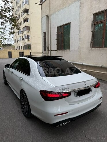 Mercedes E 300 4MATIC 2022, 35,800 km - 2.0 l - Bakı