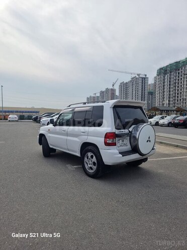 Mitsubishi Pajero io 2001, 262,800 km - 2.0 l - Bakı