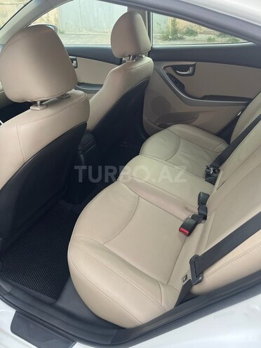 Hyundai Elantra 2015, 153,000 km - 1.8 l - Bakı