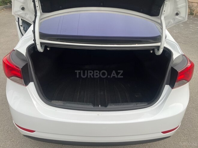 Hyundai Elantra 2015, 153,000 km - 1.8 l - Bakı