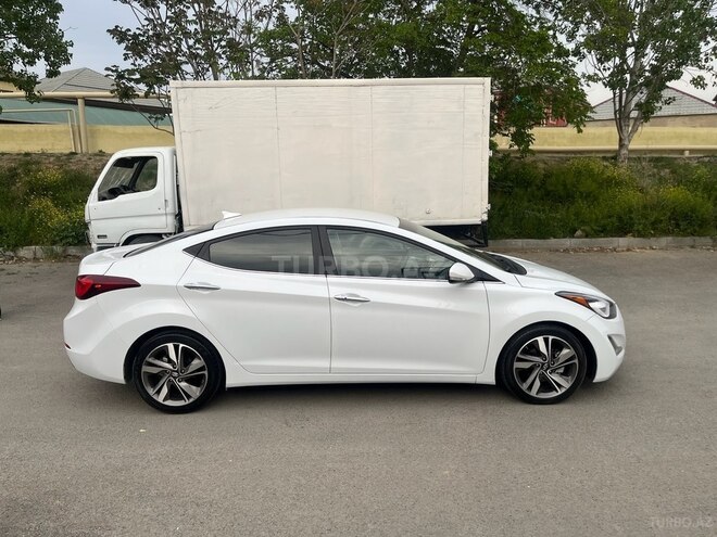 Hyundai Elantra 2015, 153,000 km - 1.8 l - Bakı