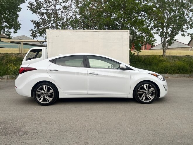 Hyundai Elantra 2015, 153,000 km - 1.8 l - Bakı