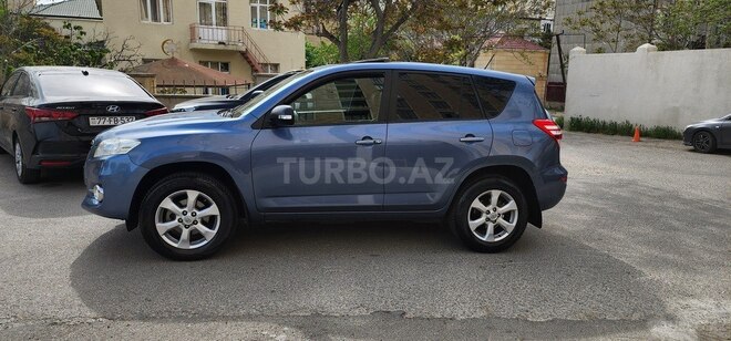 Toyota RAV4 2011, 98,000 km - 2.0 l - Bakı