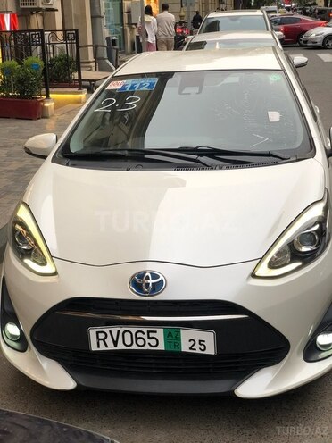 Toyota Aqua 2018, 104,000 km - 1.5 l - Bakı