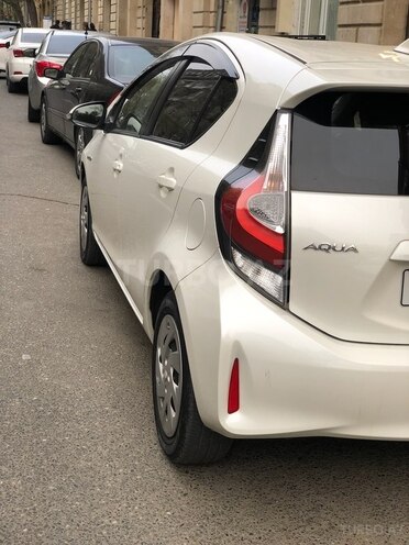 Toyota Aqua 2018, 104,000 km - 1.5 l - Bakı