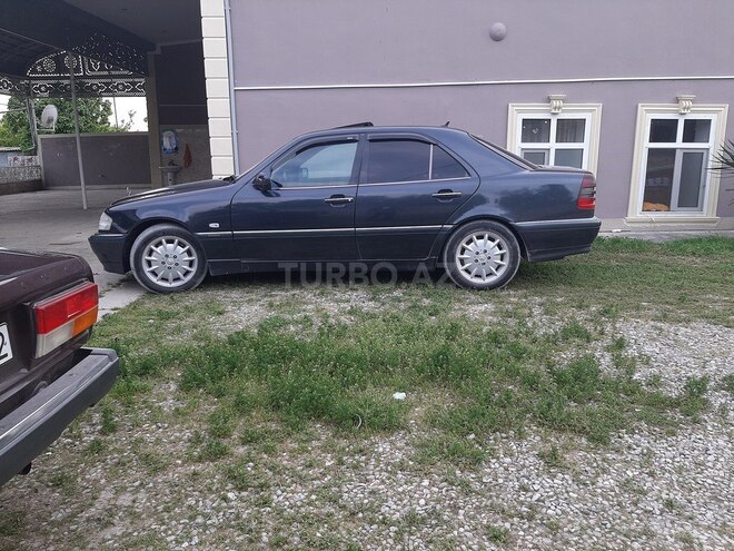 Mercedes C 240 1999, 329,000 km - 2.4 l - Ağsu