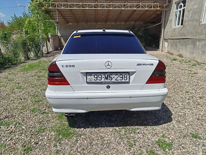 Mercedes C 200 1998, 300,000 km - 2.0 l - Tovuz