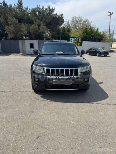 Jeep Grand Cherokee 2011, 260,000 km - 3.6 л - Bakı