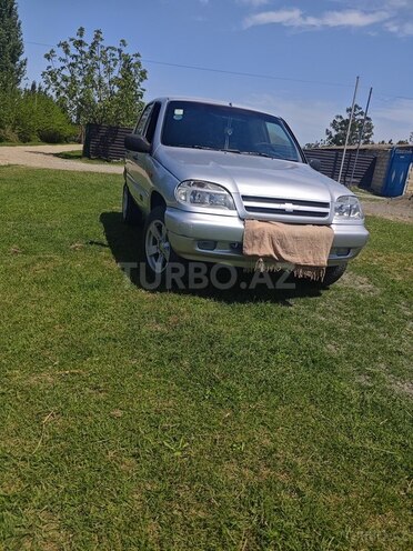 Chevrolet Niva 2008, 76,000 km - 1.7 л - Goranboy