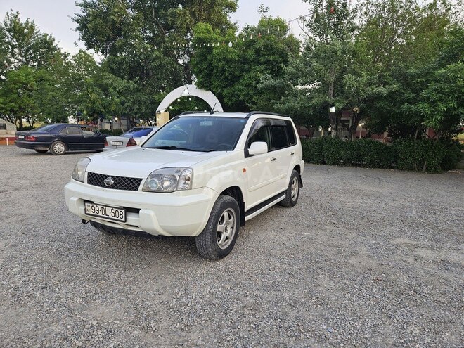 Nissan X-Trail 2001, 334,000 km - 2.0 l - Bakı