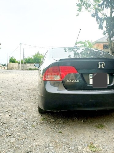 Honda Civic 2006, 215,000 km - 1.3 l - Göyçay