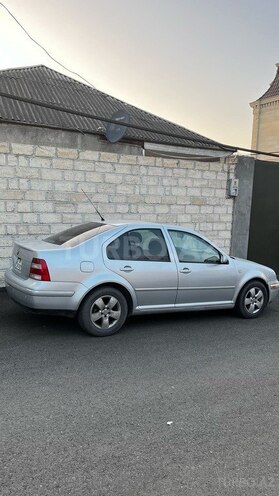 Volkswagen Jetta 2003, 195,000 km - 2.0 l - Gəncə