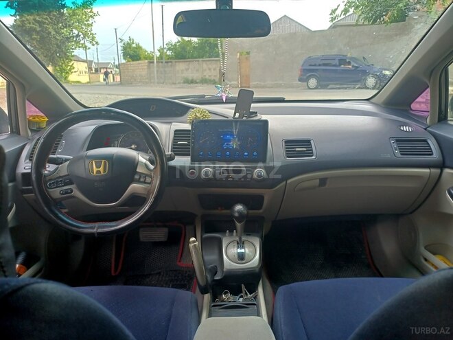 Honda Civic 2006, 215,000 km - 1.3 l - Göyçay