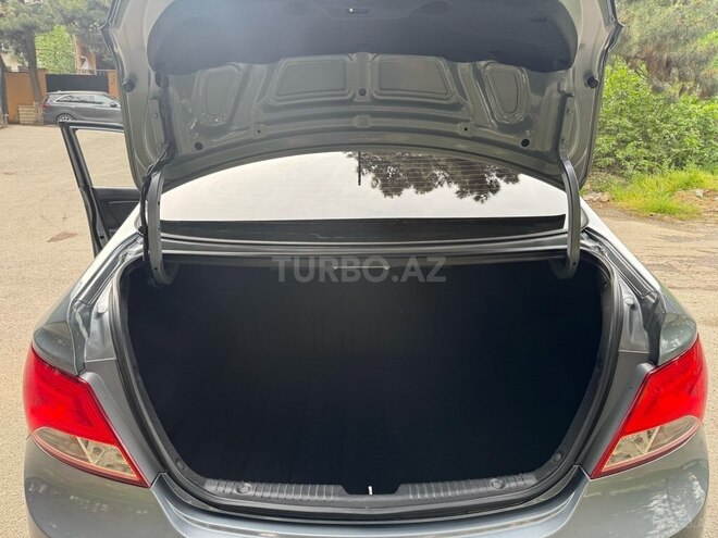 Hyundai Accent 2017, 100,000 km - 1.4 l - Bakı