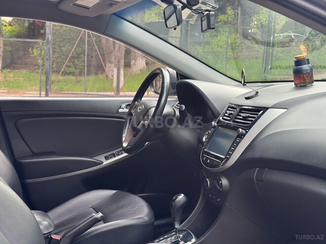 Hyundai Accent 2017, 100,000 km - 1.4 l - Bakı