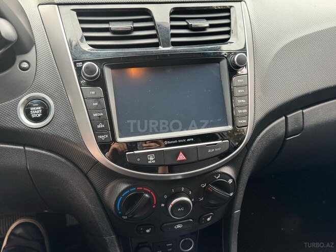 Hyundai Accent 2017, 100,000 km - 1.4 l - Bakı