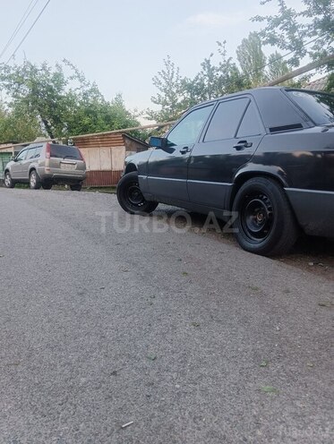 Mercedes 190 1992, 366,000 km - 1.8 l - Qəbələ