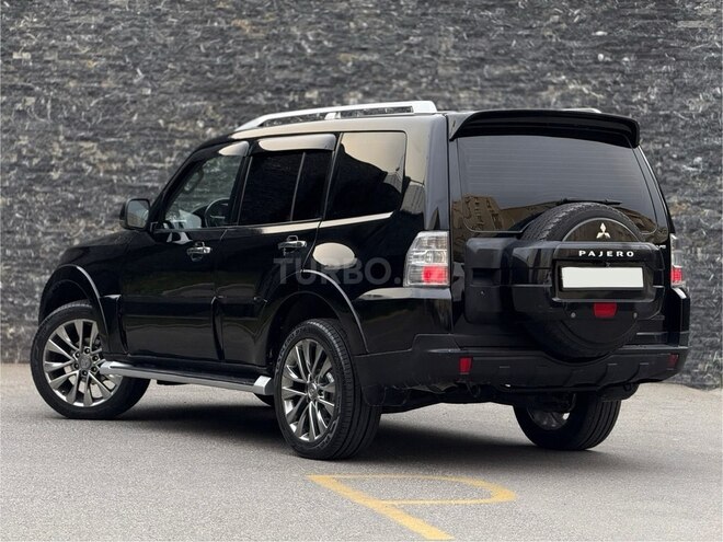 Mitsubishi Pajero 2007, 319,000 km - 3.0 l - Bakı