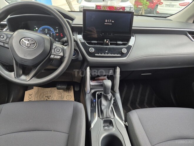 Toyota Corolla Cross-8