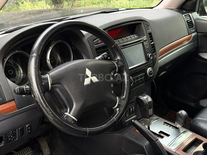 Mitsubishi Pajero 2007, 319,000 km - 3.0 l - Bakı
