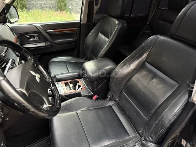 Mitsubishi Pajero 2007, 319,000 km - 3.0 l - Bakı
