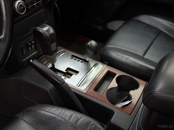 Mitsubishi Pajero 2007, 319,000 km - 3.0 l - Bakı